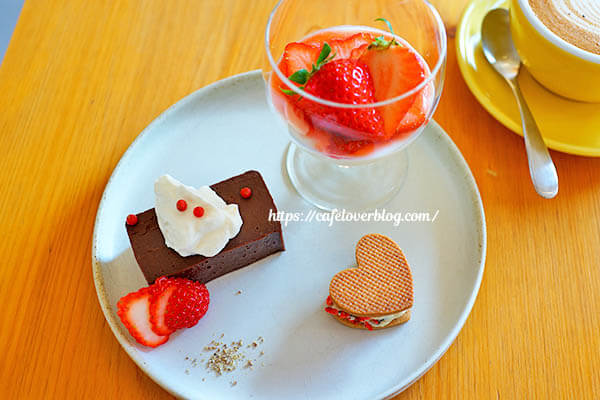 EPICE CAFE ◇ バレンタインプレート