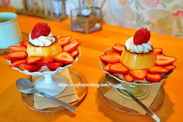 栃木県茂木町にあるcafe鎮守のいちごのプリンアラモード
