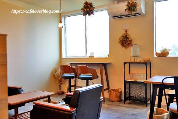 福島県郡山市にあるLaugh Cafeの店内