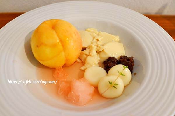 栃木県宇都宮市のMYS,COFFEEの桃の豆花