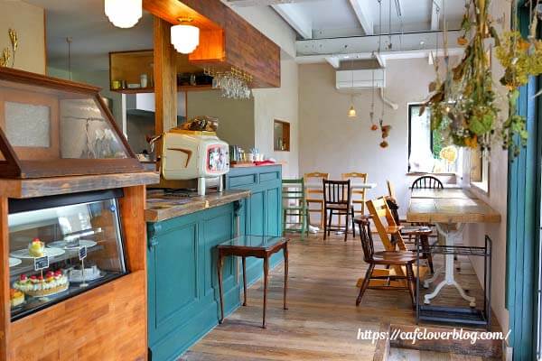 埼玉県吉見町のcafe montの店内