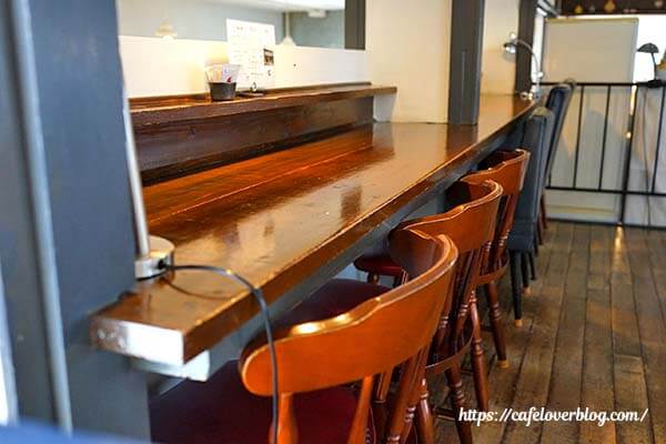 栃木県那須塩原市にある1988 CAFE SHOZOのカウンター席