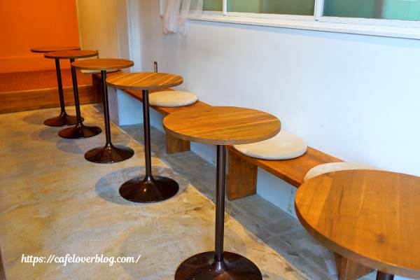 栃木県宇都宮市にあるマフィンカフェRepos(ルポ)の店内