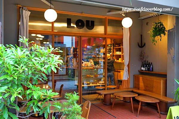 東京都中野区にあるLOUの外観